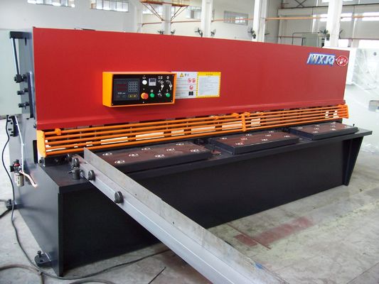 Temper Ναι CNC V Grooving Machine Χωρητικότητα Κοπής 4 χιλ. Ήπιος Χάλυβας Αλουμινίου Ταχύτητα Κοπής 60mmmin Λύση Grooving Λαμαρίνας