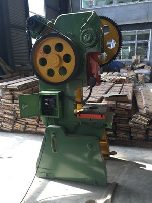 Αυτόματη μηχανική πρέσα CNC για μεταλλουργία 10 χρόνια διάρκεια ζωής