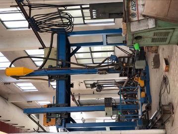 Μεγάλο πάχος πύργου Q345 CNC φρένο πιέσεως με απόσταση 2600 mm μεταξύ των κολώνων και υδραυλικής μηχανής πιέσεως